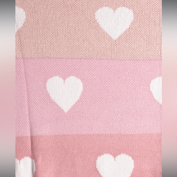 Rachel Zoe Pink Hearts Valentine Blanket - Picture 2 of 4